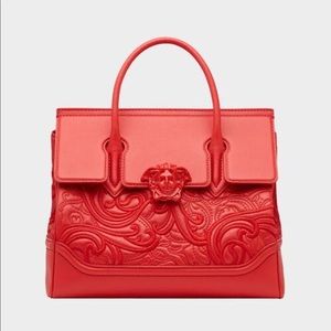 Meet your Posher, Marilyn